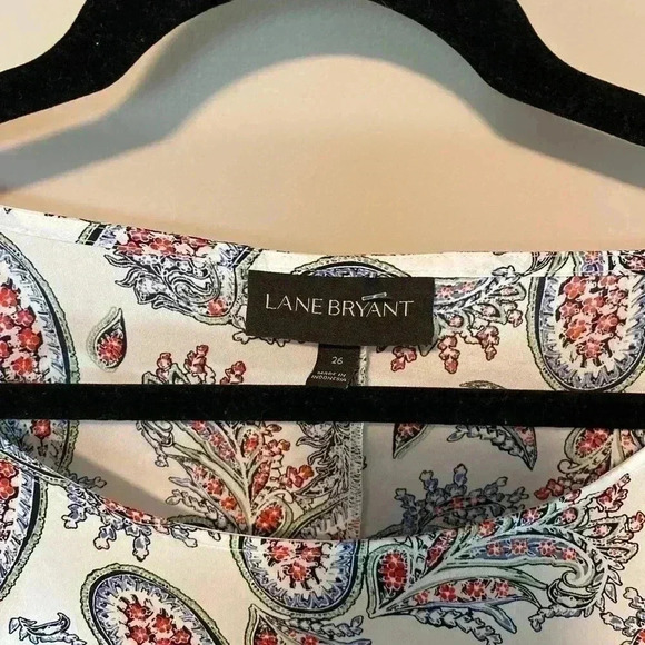 Lane Bryant Paisley Red and Blue Top Size 26 - Picture 2 of 3